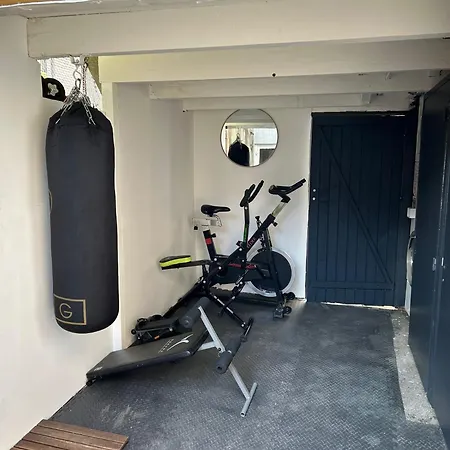 Reve Divin T2 En R/c Parking-bagagerie-salle Sport-barbecue